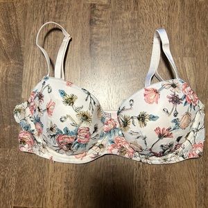 Victoria’s Secret Dream Angels Demi Bra 34D - new with tags - Ivory Floral